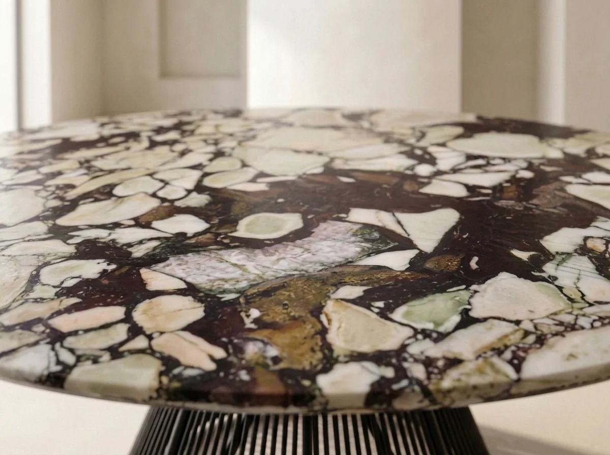 Mesa Loren — imagem conceitual 5 da peça em Mármore Calacatta Viola